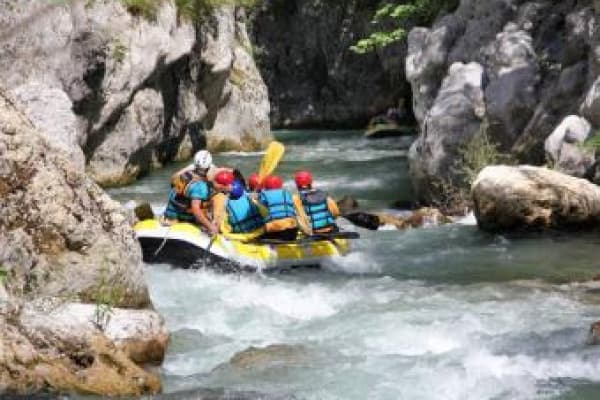 Rafting Canyon Lao River