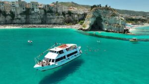 Tour in Barca Tropea - Capo Vaticano