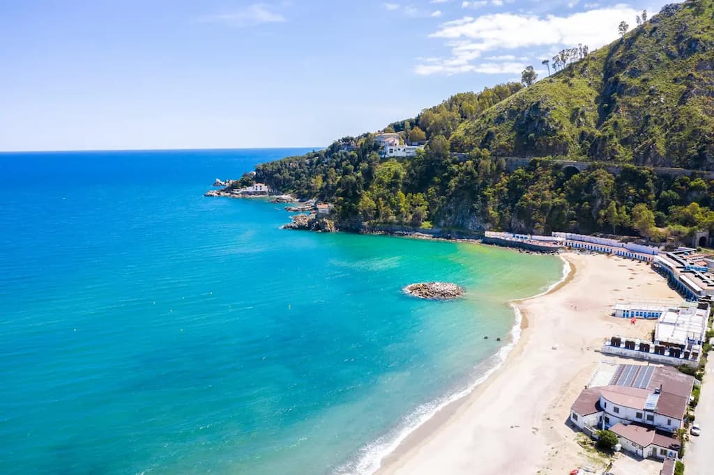 Escursioni in Barca Costa degli Aranci