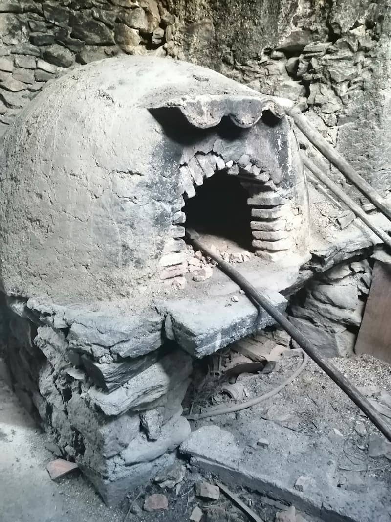 Roghudi Vecchio vecchio forno - Aspromonte